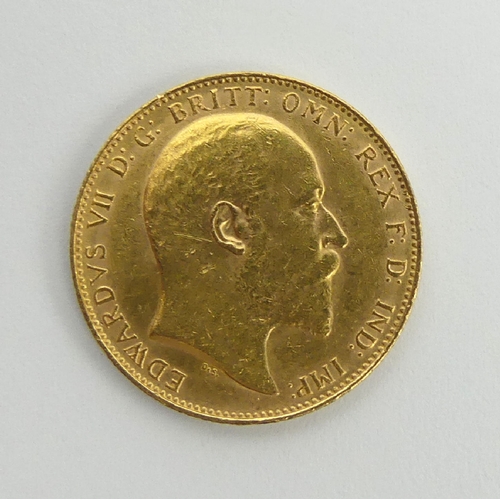 101 - Edward VII 1910 Gold full sovereign. UK Postage £12.