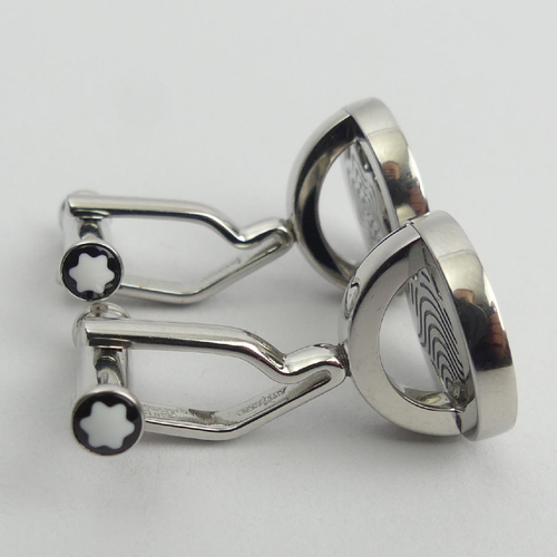 151 - Mont Blanc boxed pair of cufflinks 