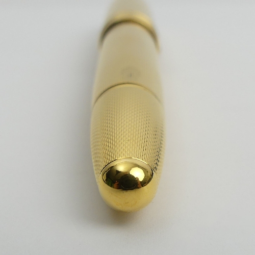 156 - Mont Blanc Meisterstuck gold plated fountain pen M.I.B., 14cm. UK Postage £12.