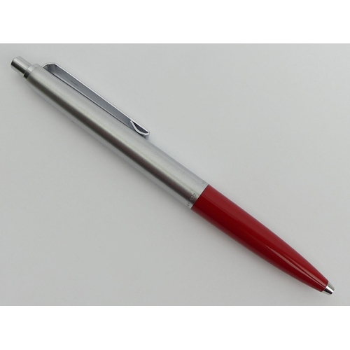 157 - Unusual Mont Blanc stainless steel and red ballpoint pen, No 692, 13.2cm, UK Postage £12.