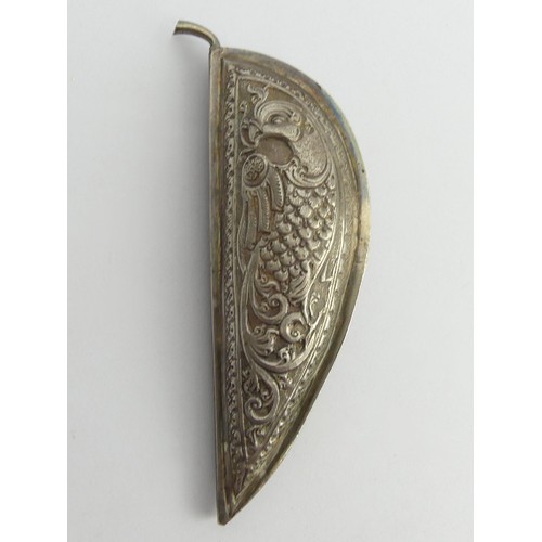 119 - South Asian silver (tested) Betelnut holder, 157 grams, 15cm. UK Postage £12.