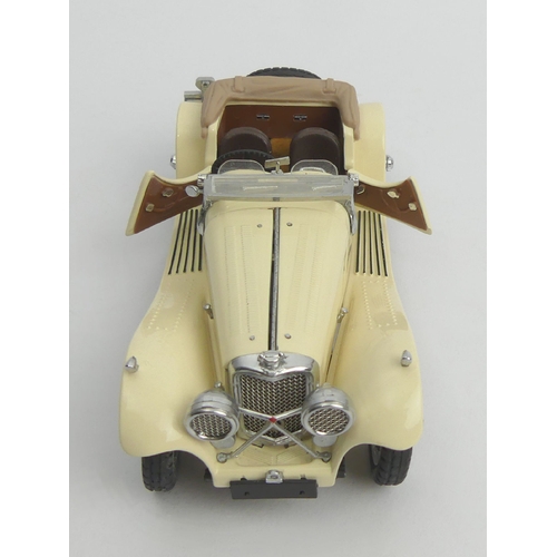 310 - Franklin Mint 1938 Jaguar SS-100 diecast model car, 16cm long. UK Postage £12.