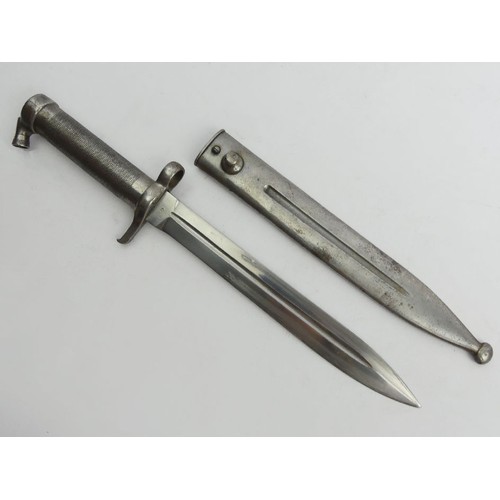 123 - World War II Swedish knife bayonet for M/1896 rifle, 35.5cm. UK Postage £12.