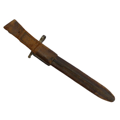 128 - Canadian Ross Rifle Co bayonet and leather scabbard, numbered 484, 40cm, UK Postage £14.