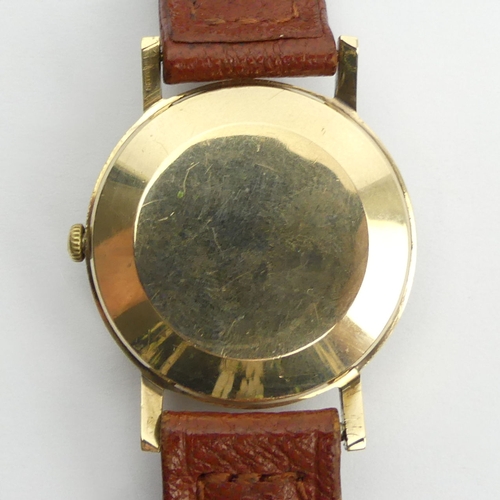 120 - 9ct gold Omega automatic gents watch in the original box. 33mm inc button. UK Postage £12.