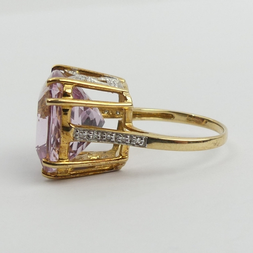 58 - 9ct gold pink topaz and diamond ring, 8.2 grams, 16.4mm, size N 1/2.  UK Postage £12