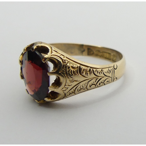 72 - 9ct gold garnet single stone ring, Chester 1907, 4.6 grams, 12mm, size R. UK Postage £12.