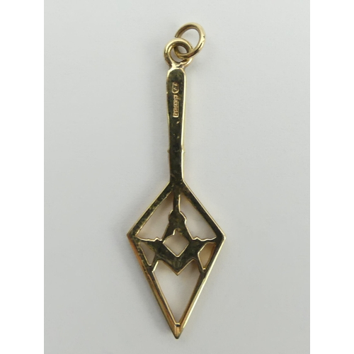 77 - 9ct gold Masonic pendant, 1.8 grams, 37mm. UK Postage £12.