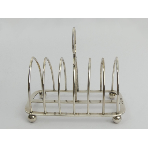 242 - George V silver toast rack, London 1913, 263 grams, 16cm c 13.5cm. UK Postage £12.