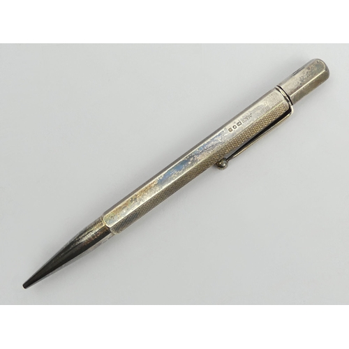 250 - Elizabeth II silver propelling pencil, London 1956, 26 grams, 12cm. UK Postage £12.