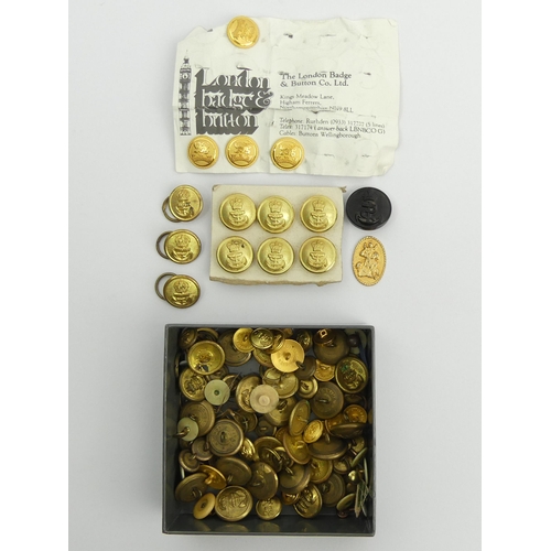 271 - A box of military buttons, mostly Royal Navy. UK Postage £12.