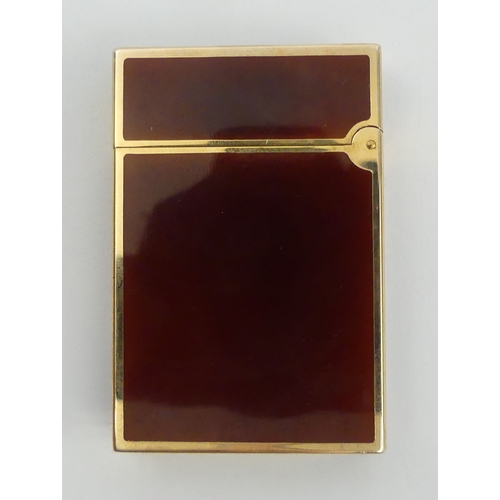 627 - As new vintage S.T.Dupont lighter, enamelled and 20 micron gold plated with original box and instruc... 