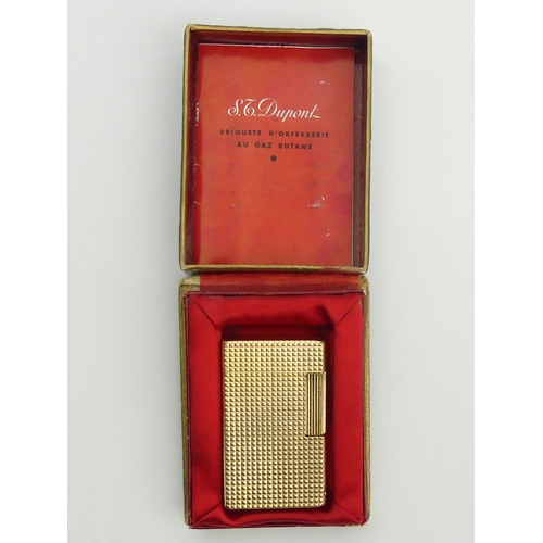 629 - Vintage S.T.Dupont lighter C.1960’s, 20 micron gold plated diamond pattern in its original box, inst... 