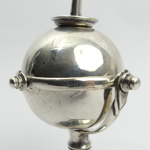 631 - Edwardian silver spirit table cigar lighter, Chester 1910. UK Postage £12.