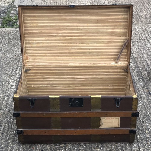 393 - An old cabin trunk and an old travel case, trunk 79cm x 46cm. Collection Only.