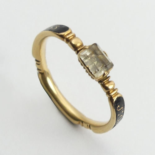 38 - 1733 gold mourning ring set with rock crystal?    