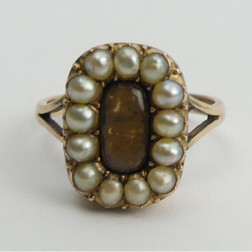 80 - Gold mourning ring set with split pearls, 3.5 grams, 15mm, size O.