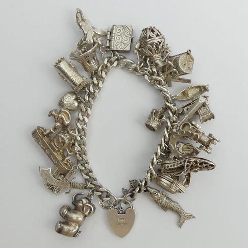 94 - Heavy silver curb link gate bracelet, Birm. 1970, 91 grams.