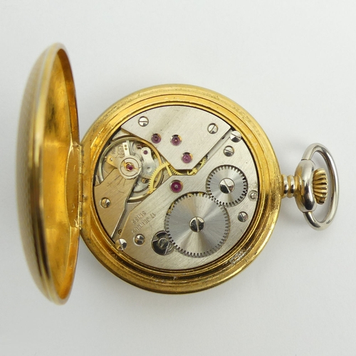 153 - Shield 17 jewel gold plated full hunter pocket watch, 47 x 62mm.
Condition Report: In working Order.