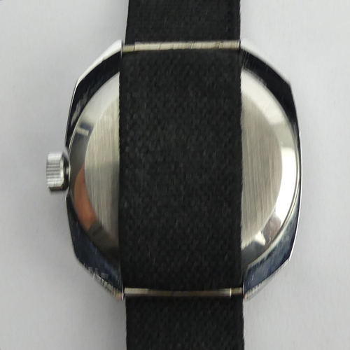 165 - Fero Feldmann 17 jewel analogue wristwatch, 30mm inc. button.