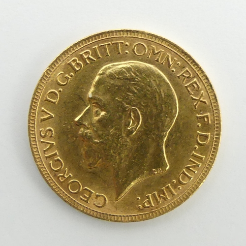 189 - George V 1931 gold full sovereign.