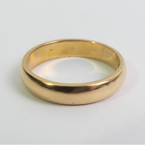 106 - 22ct gold wedding ring, Birm.1927, 4.6 grams, 4mm, size L.