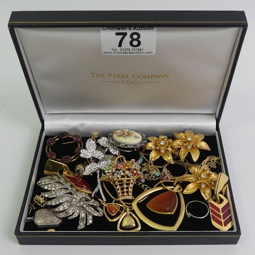 78 - A box of mixed jewellery including silver and a Gilbert opal pendant and chain.