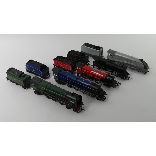 354 - Five 00 gauge locomotives and tenders including Hornby 