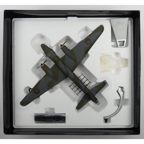 393 - A boxed Corgi diecast Aviation Archive AA 34804 Vickers Wellington MKVIII MX604:X, 1:72 scale.