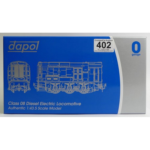 402 - 0 gauge Dapol, 7D -008-004 class 08 13240 BR Black early crest diesel electric locomotive, 1:43.5 sc... 