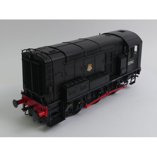 409 - 0 gauge Dapol 7D-008-004 class 08 13240 BR Black early crest diesel electric locomotive 1:43.5 scale... 