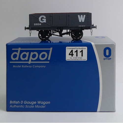 411 - 0 gauge Dapol 7F-051-002 5 plank open wagon GWR scale model, boxed.