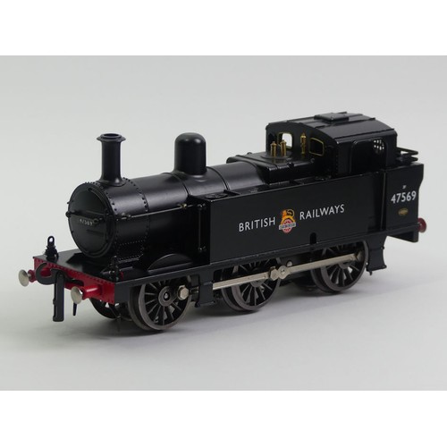 416 - Darstaed Trains de Luxe Vintage Style 0 gauge 060T locomotive BR Black un-lined early No 47569, boxe... 