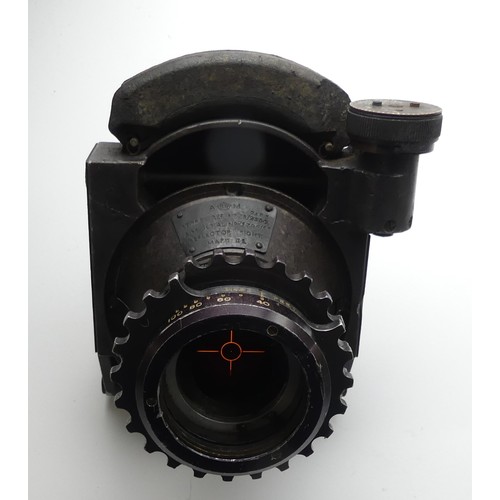 232 - A boxed WW11 Air Ministry reflector gunsight, used for night fighter service in Spitfires and Hurric... 