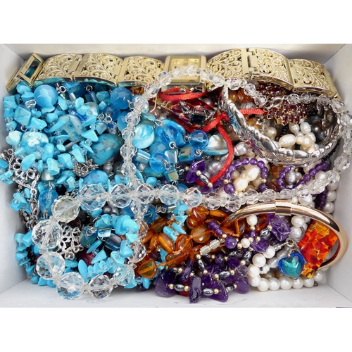 117 - A box of mixed costume jewellery including a silver stone set ring and an amethyst and haematite nec... 