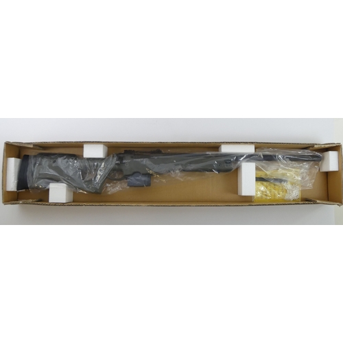 200 - Tanaka M700 AICS airsoft sniper rifle, boxed with instructions, 111cm.
No licence is required to pur... 