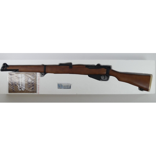 206 - Lee Enfield SMLE CO2 powered .177 steel BB airgun, boxed with instructions, 113cm.
No licence is req... 