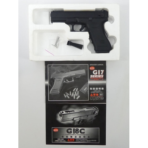 225 - KWA G18C railed frame CO2 air machine pistol, boxed with instructions, 18cm. No licence is required ... 