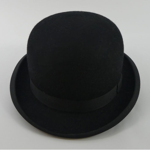 261 - A Locke & Co bowler hat, size 7 1/2.