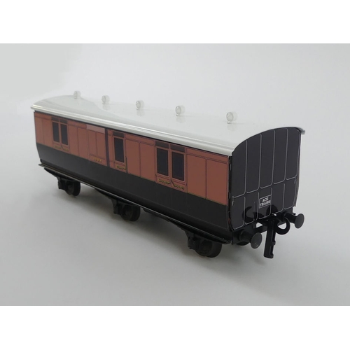 403 - An Ace trains 0 gauge LSWR full brake vehicle, boxed.