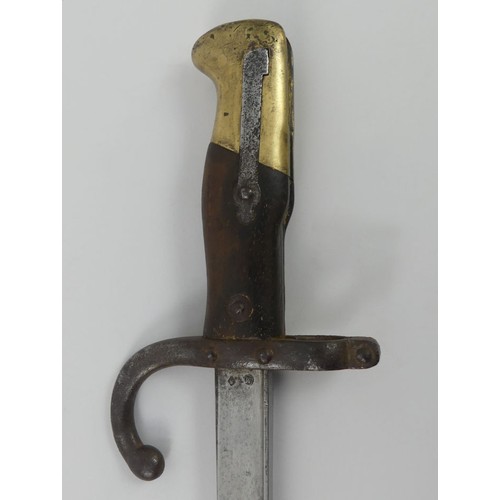 210 - French model 1874 Gras bayonet with scabbard, blade 52cm.