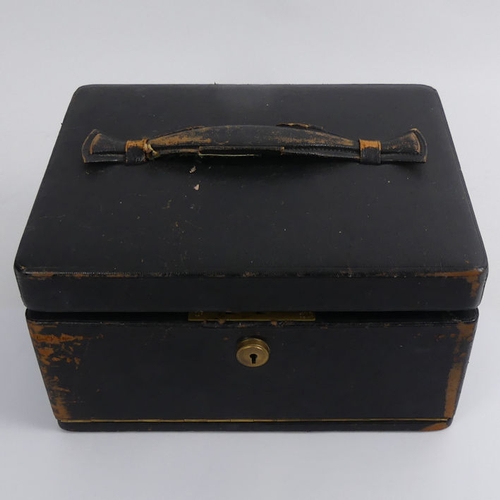 38 - A jewellery box and contents, including a 22ct gold ring, as seen, and a silver agate bracelet.