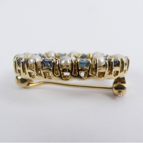 9 - 9ct gold sapphire and cultured pearl brooch, 4.4grams, 21.5 x 26.5mm.