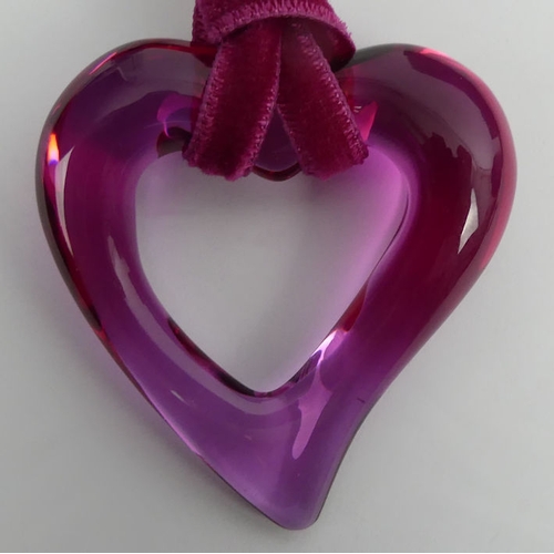 95 - A Baccarat glass heart pendant and a Lalique glass butterfly, butterfly 58mm.