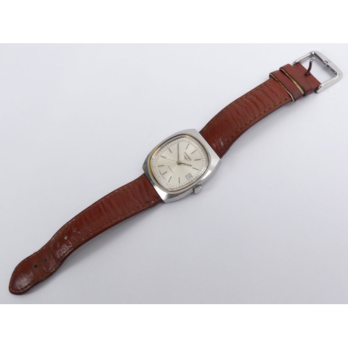 108 - Gents Longines automatic, date adjust , stainless steel watch and box, 38mm.
Condition Report:
In wo... 