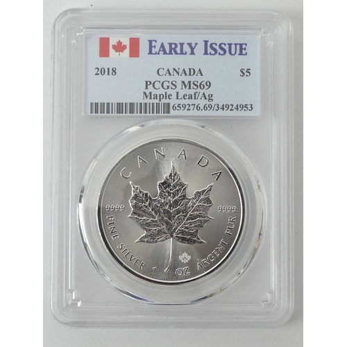 138 - 2018 Canada fine silver 10z silver $5 coin, boxed with C.O.A.