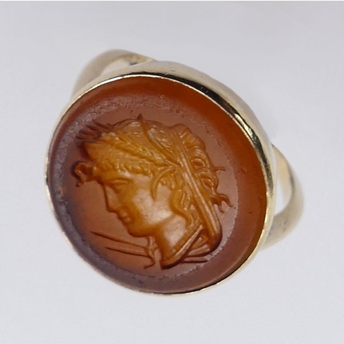 70D - 9ct gold intaglio seal ring, 3 grams, 17mm diameter, ring size N.