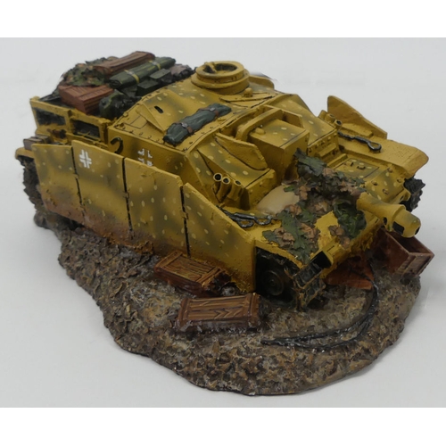 422 - A boxed King and Country SP08 German Army battle abandoned stuG vehicle. H7cm x L19cm