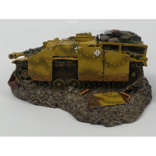 422 - A boxed King and Country SP08 German Army battle abandoned stuG vehicle. H7cm x L19cm