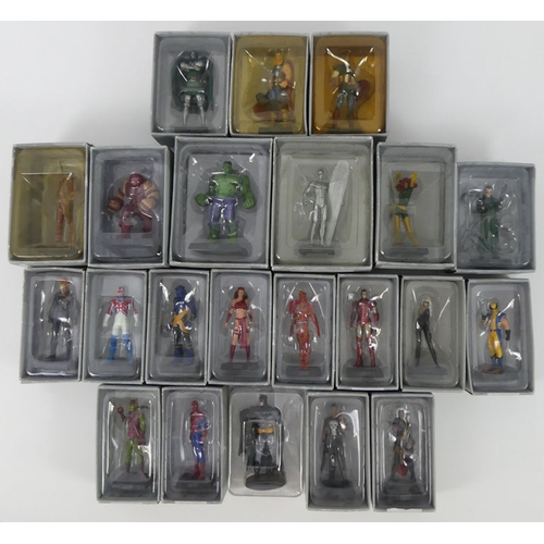 434 - Twenty two metal classic Marvel figures including Batman, Deadpool and Spiderman. H9cm